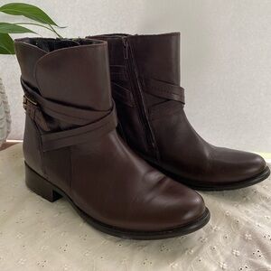 Clark’s Collection Women’s Boots